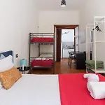 Pensión Inside Chiaia 3*