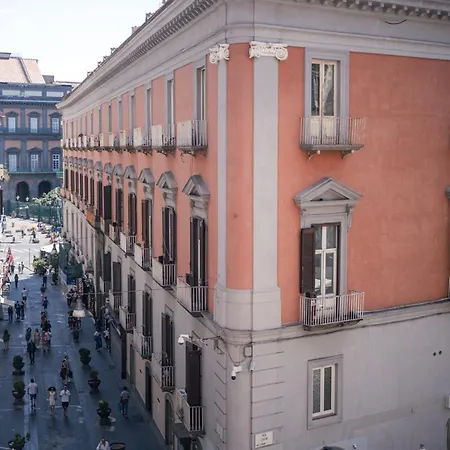 Inside Chiaia 3* Neapel