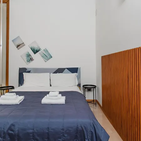 Pensjonat Inside Chiaia Neapol