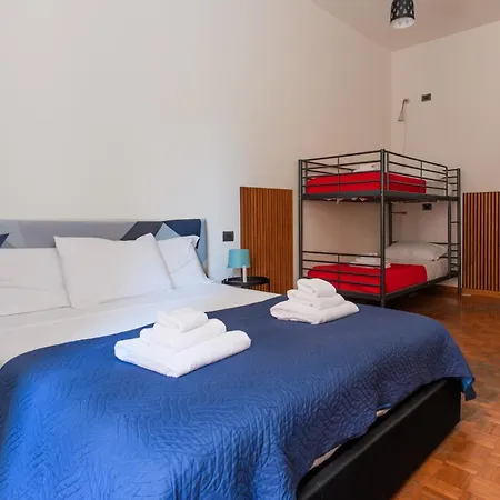 Inside Chiaia Гостевой дом 3*