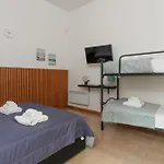 Inside Chiaia בית הארחה נאפולי