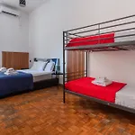Inside Chiaia 3*