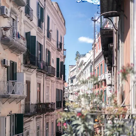 ゲストハウス Inside Chiaia